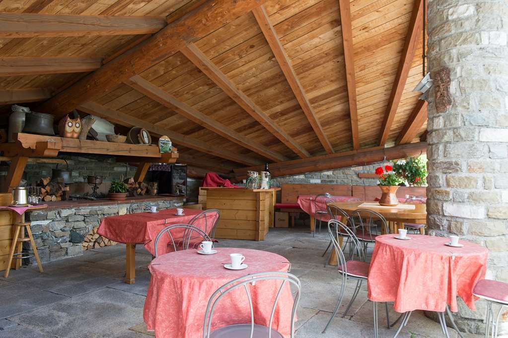 Eco Wellness Hotel Notre Maison Cogne Eksteriør billede