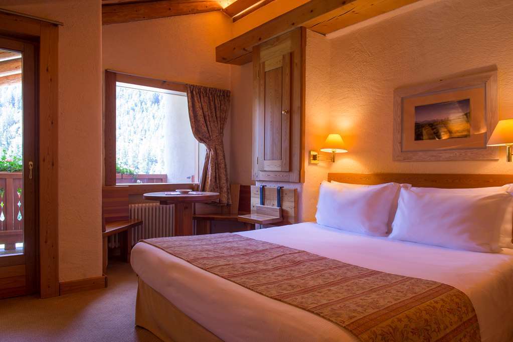 Eco Wellness Hotel Notre Maison Cogne Værelse billede