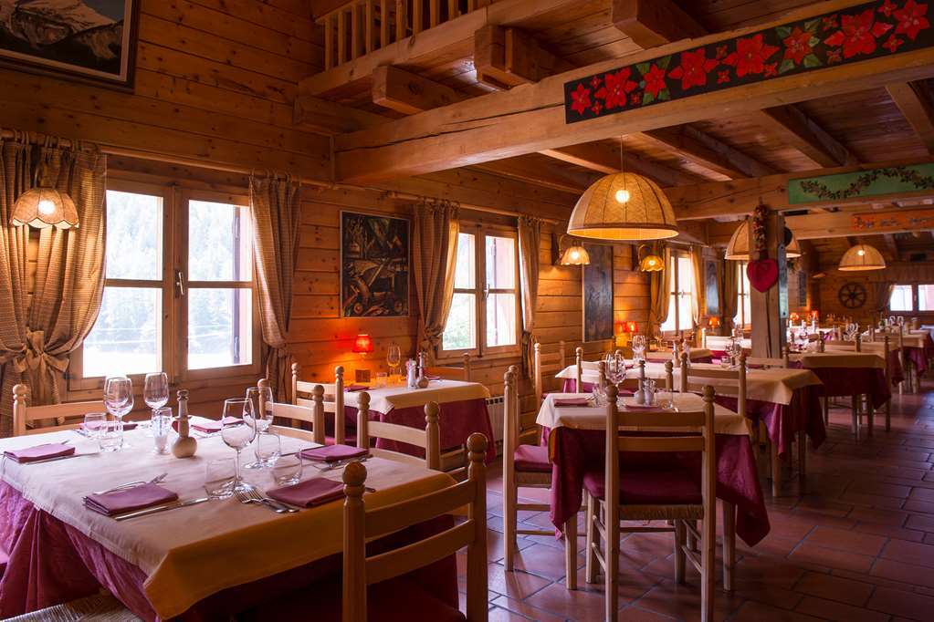 Eco Wellness Hotel Notre Maison Cogne Restaurant billede